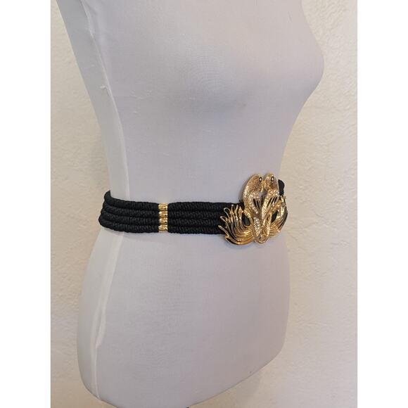 1970s West Germany Gutos Stretch Belt Gold Tone Double Parrot Rhinestone Buckle